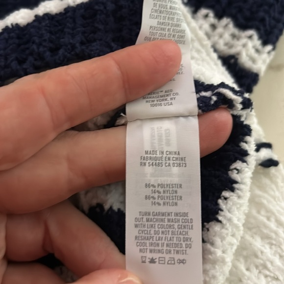 NWT Aerie Navy Blue White Oversized Long Heavy Knit Cardigan Size X-Small Small - Picture 8 of 8